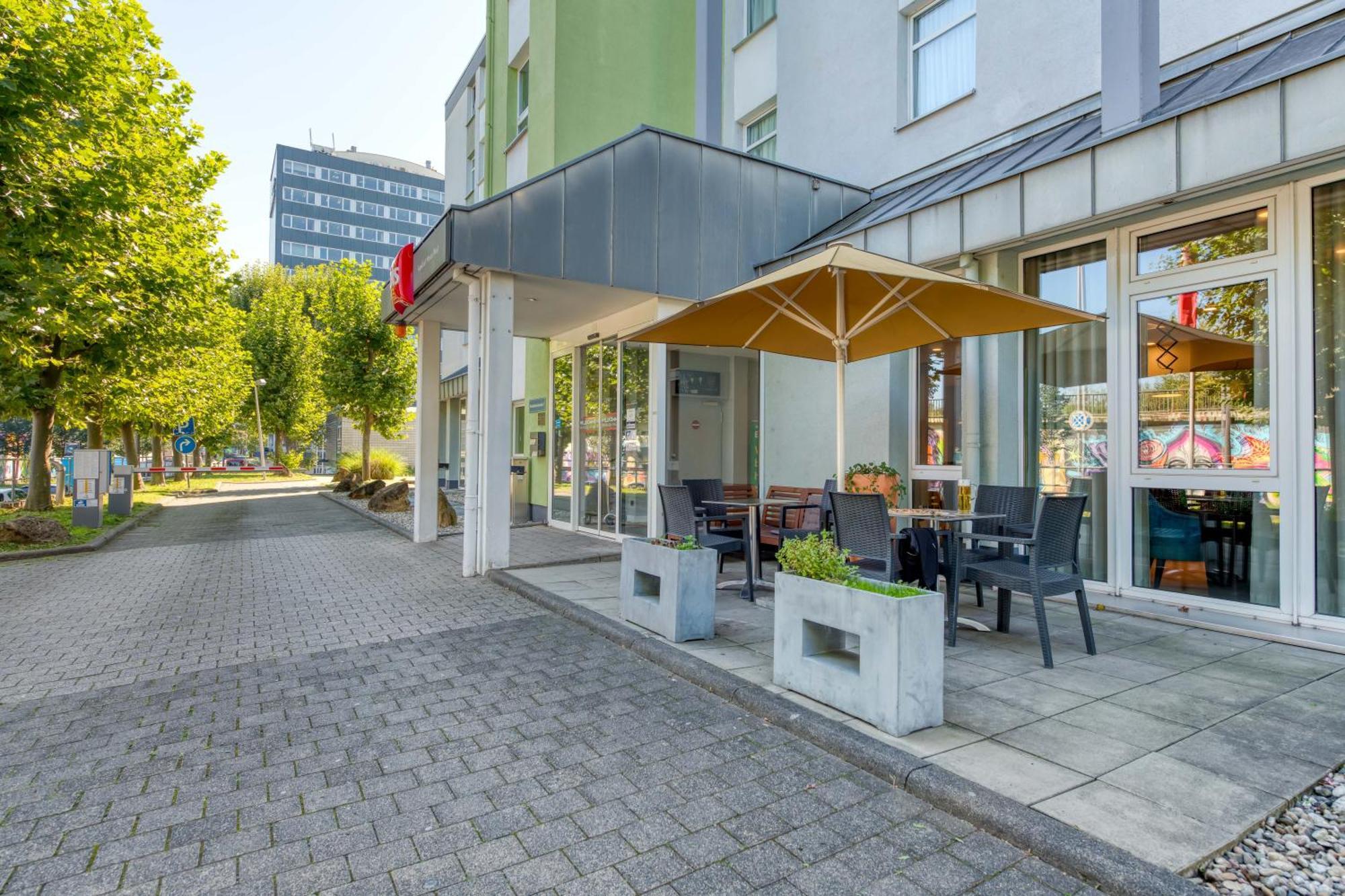 Ibis Hotel Frankfurt Messe West Frankfurt pe Main Exterior foto